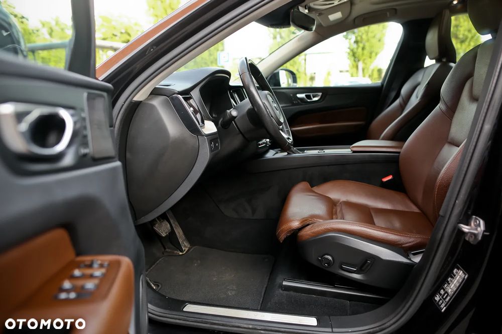 Volvo XC 60 D4 AWD Geartronic Inscription - 18