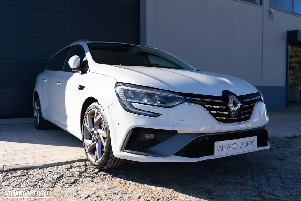 Renault Mégane Sport Tourer 1.6 E-Tech Plug-In Hybrid R.S. Line - 4