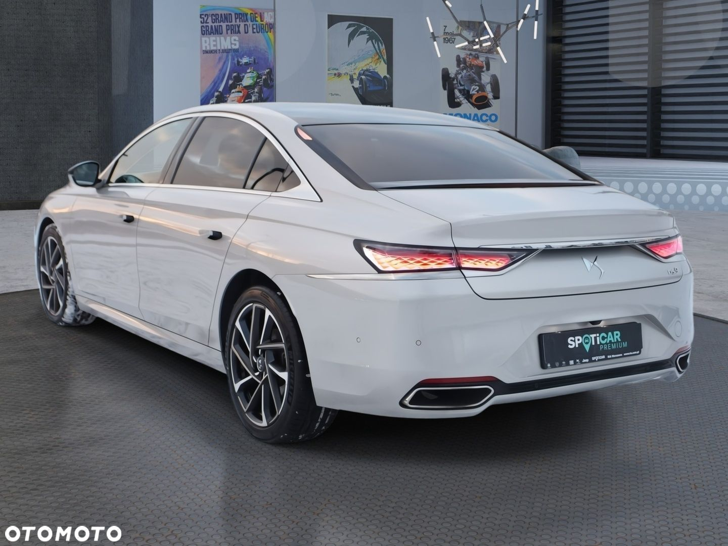 DS Automobiles DS 9 1.6 PureTech Rivoli + - 4