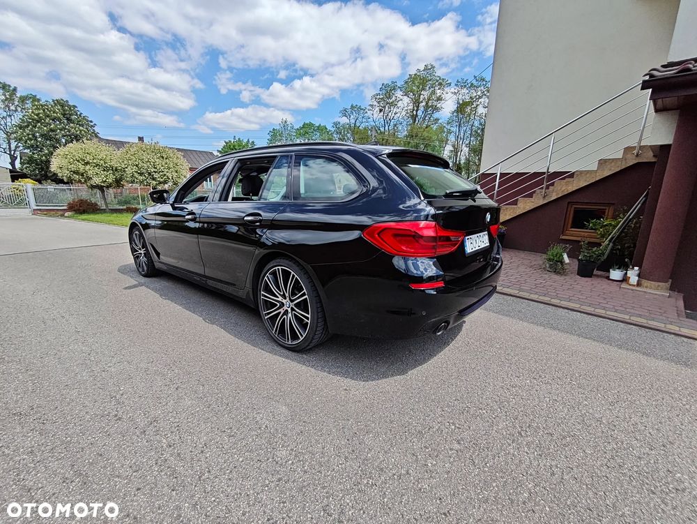 BMW Seria 5 520d xDrive Sport Line - 4