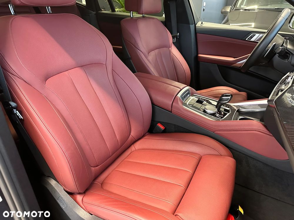 BMW X6 xDrive40i - 8