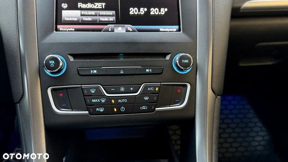 Ford Mondeo 2.0 TDCi Start-Stopp Titanium - 37