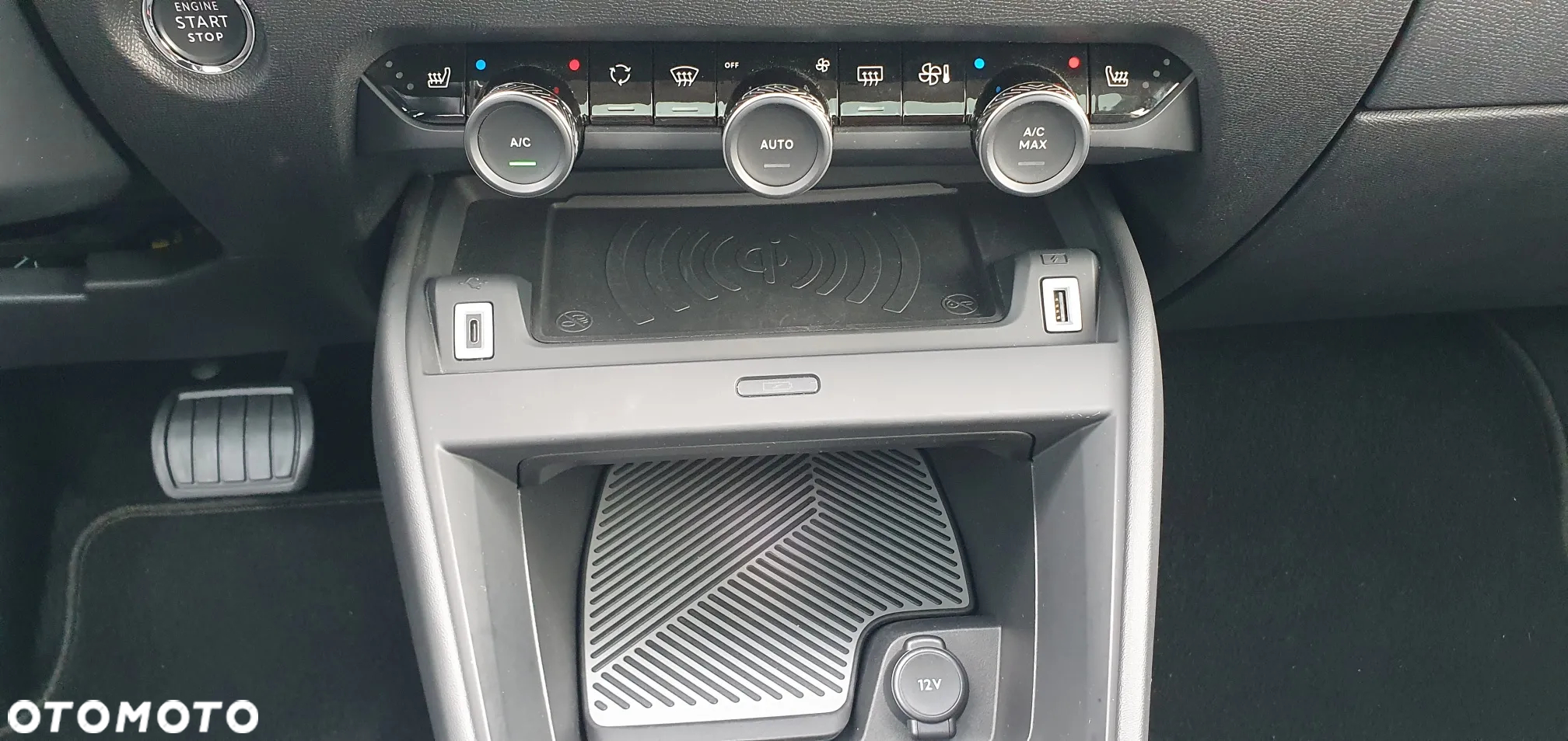 Citroën C4 PureTech 155 Stop&Start EAT8 SHINE - 23