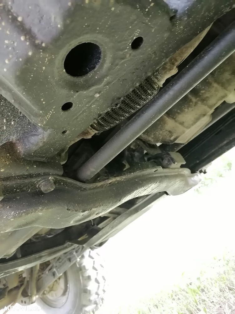 Mitsubishi Pajero - 12