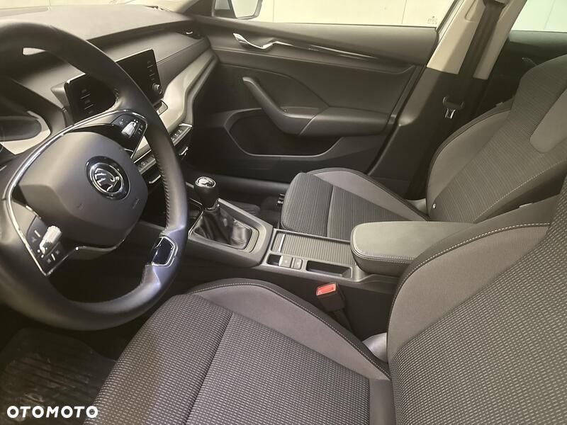 Skoda Octavia 1.5 TSI ACT Ambition - 11