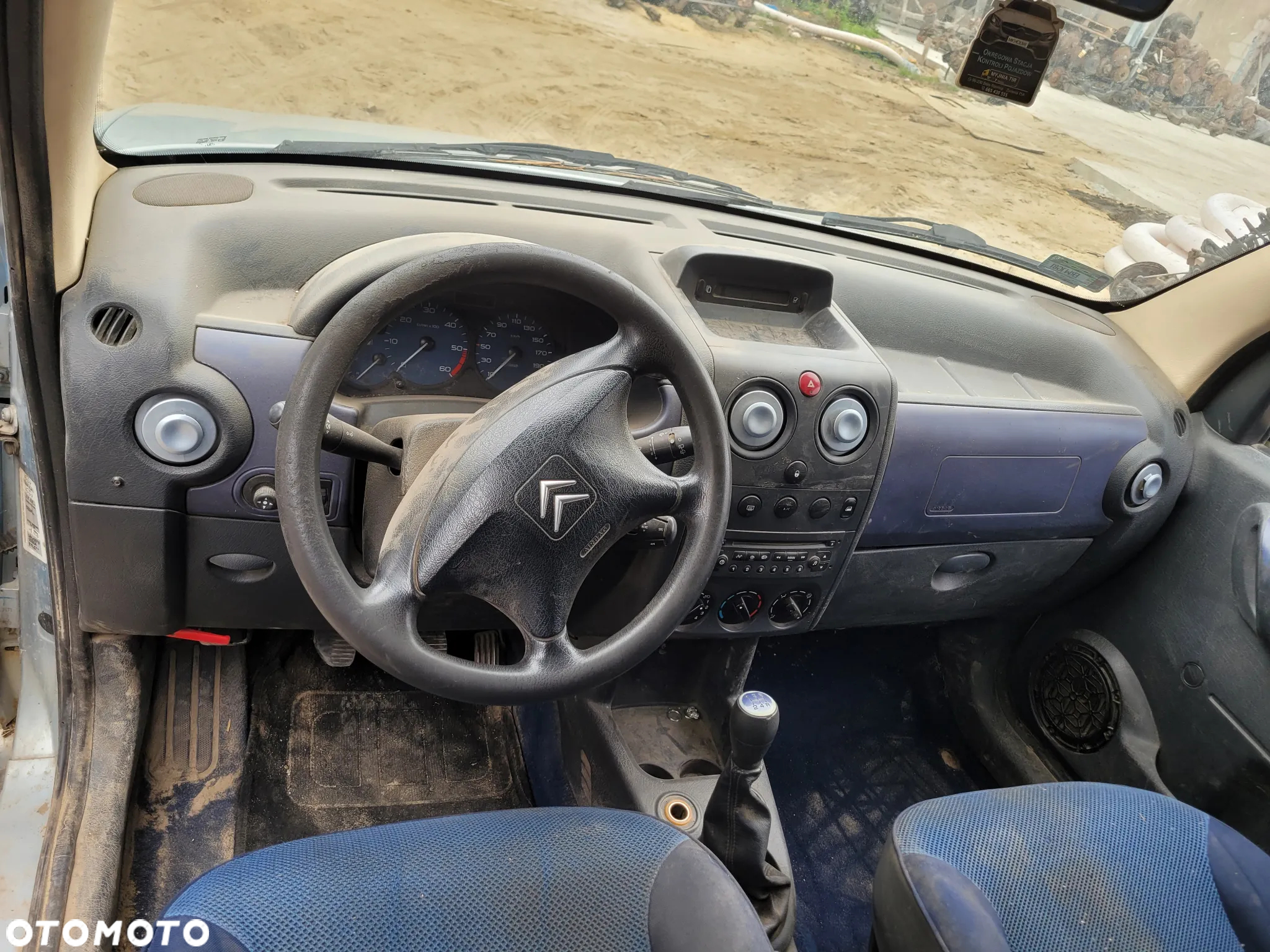 citroen berlingo I lift fotel kanapa deska kokpit podsufitka boczek podłokietnik licznik panel szyb - 3