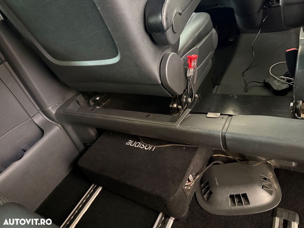 Mercedes-Benz Vito Extralang Aut. Mixto - 8