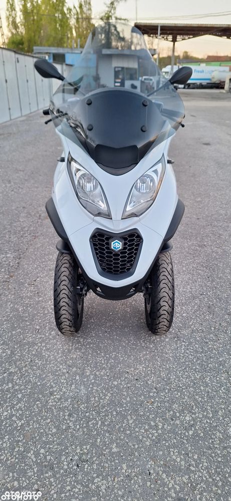 Piaggio MP-3 - 22