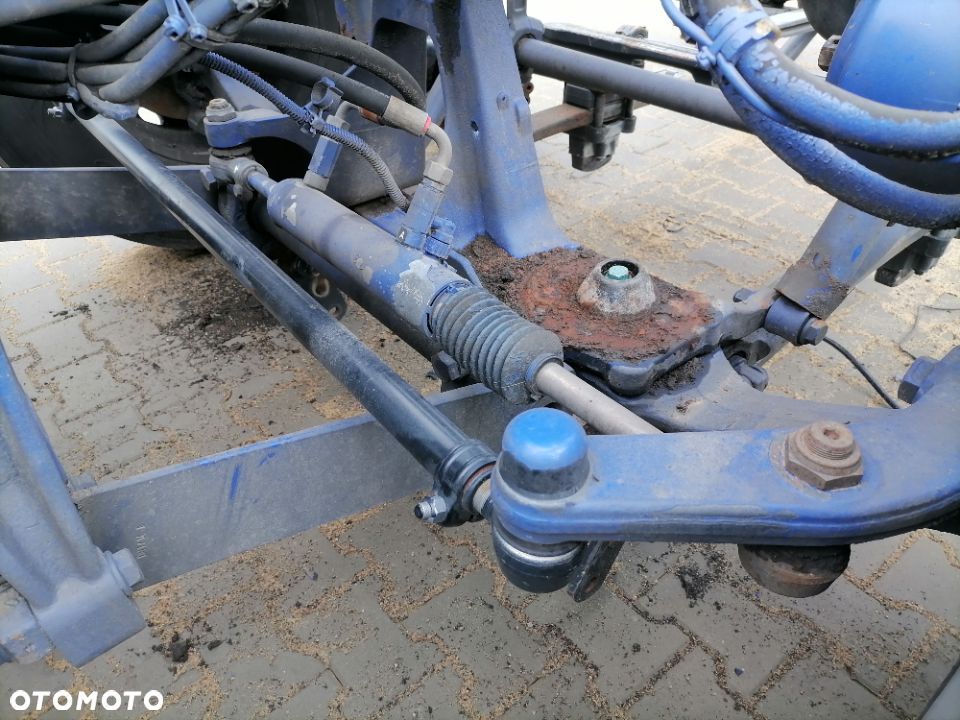 Siłownik roboczy osi skrętnej Actros MP4 Antos - 2