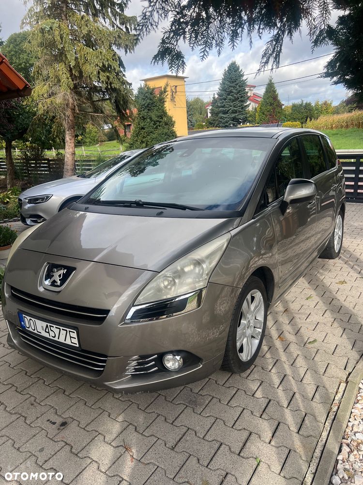 Peugeot 5008 - 2