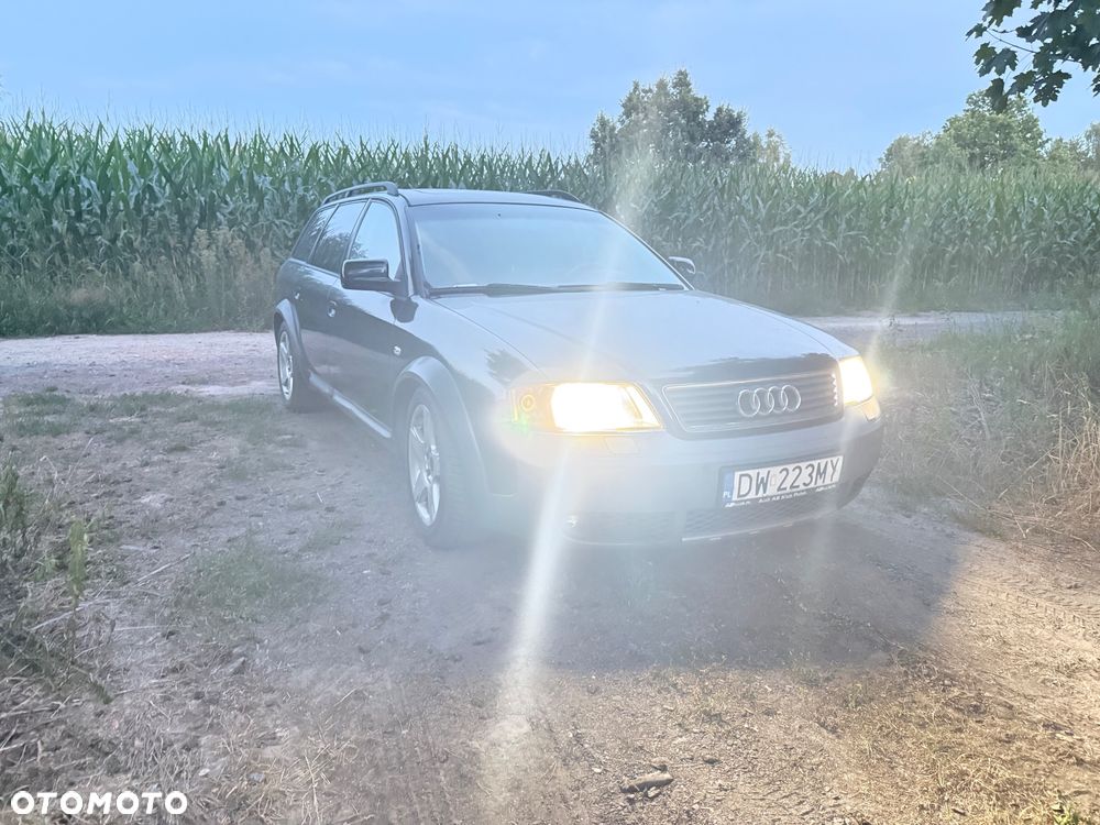 Audi A6 Allroad - 12