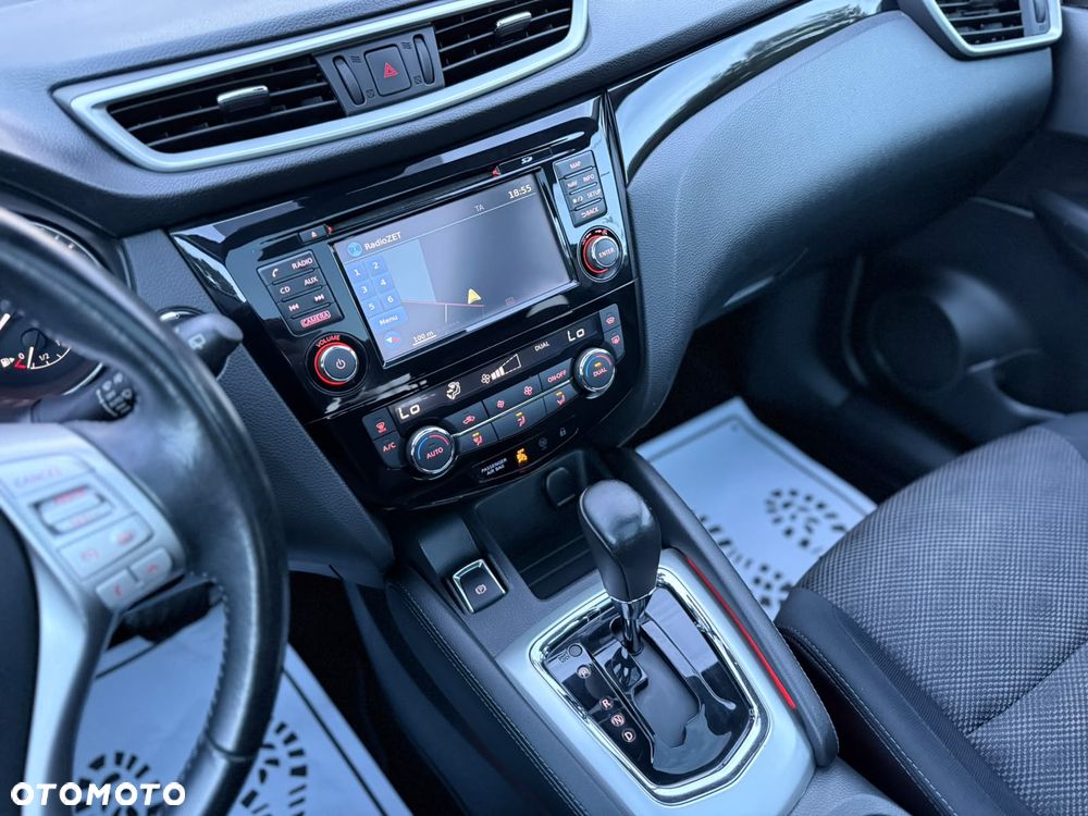Nissan Qashqai 1.2 DIG-T Xtronic ACENTA - 11