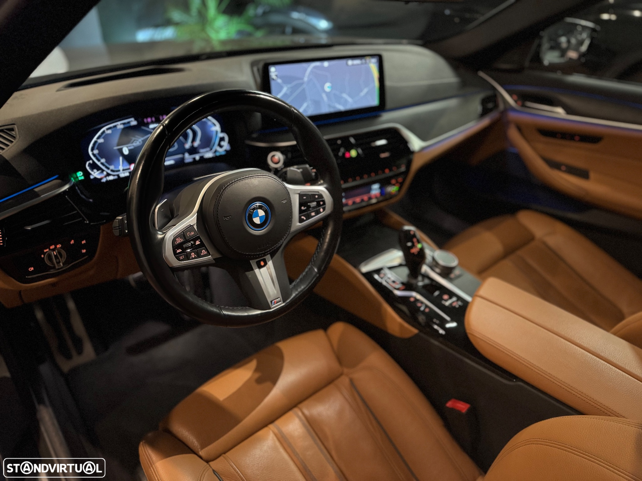 BMW 530 e Pack 50 anos M - 14