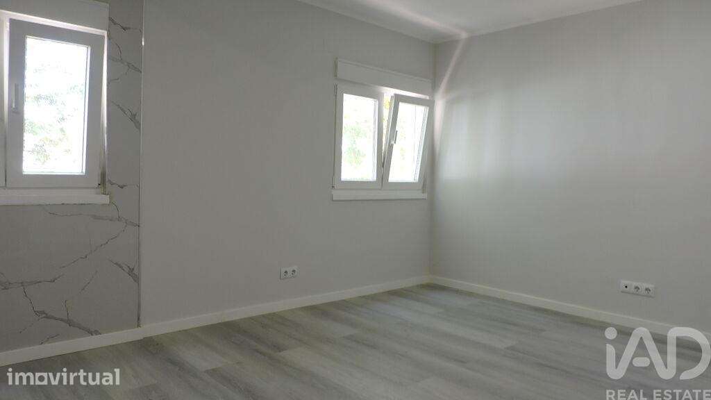 Apartamento T3 em Laranjeiro e Feijó - Grande imagem: 5/24