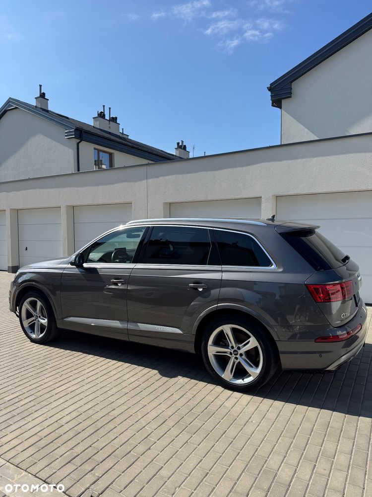 Audi Q7 - 4