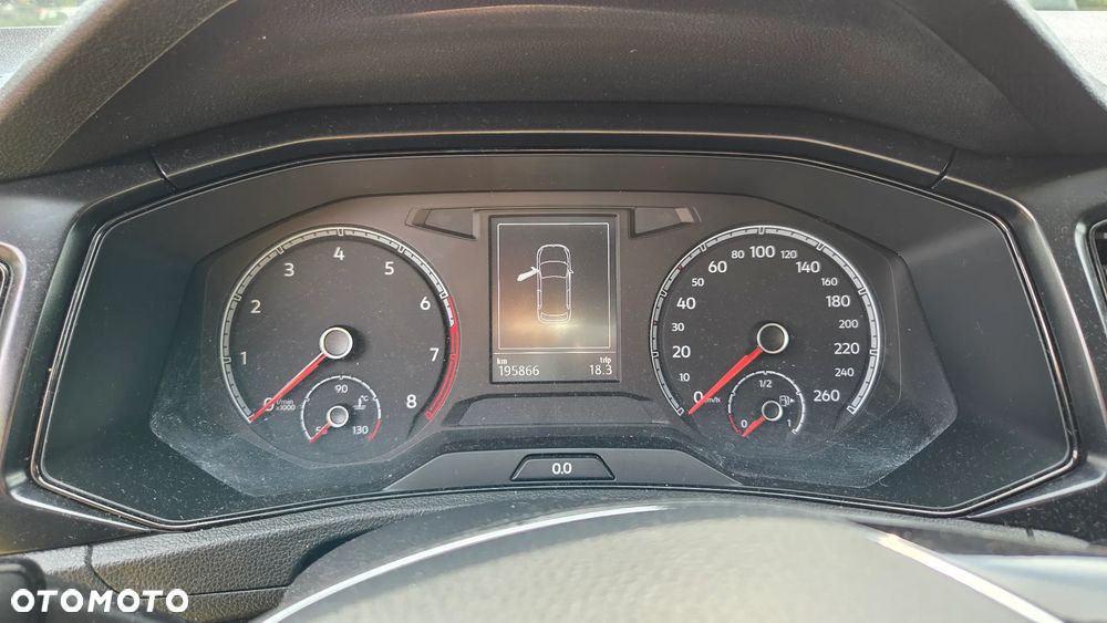 Volkswagen T-Roc 1.0 TSI Life - 8