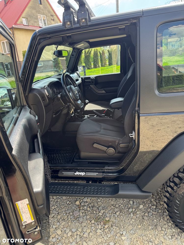 Jeep Wrangler - 7