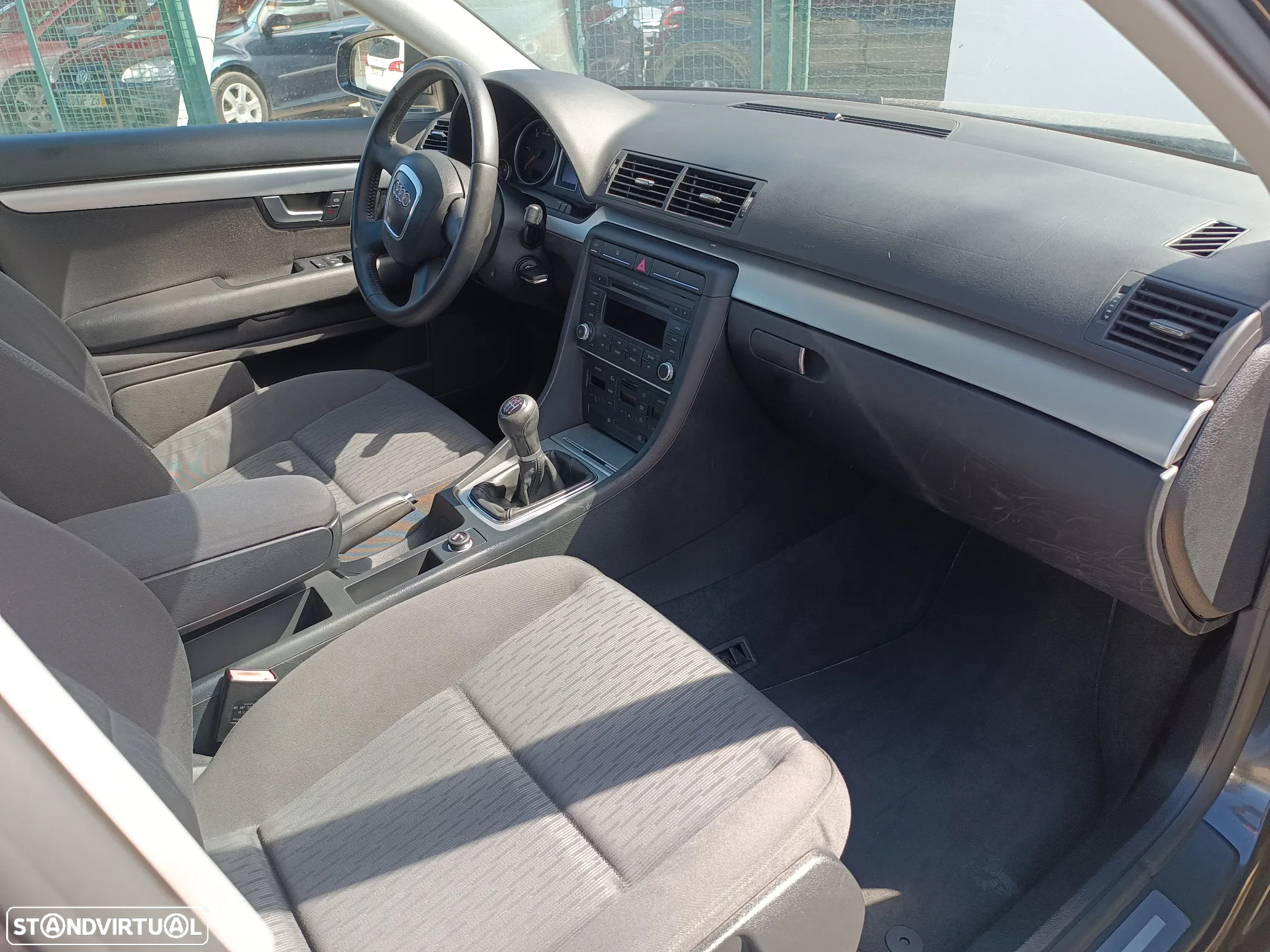 Audi A4 2.0 TDI exclusive - 20