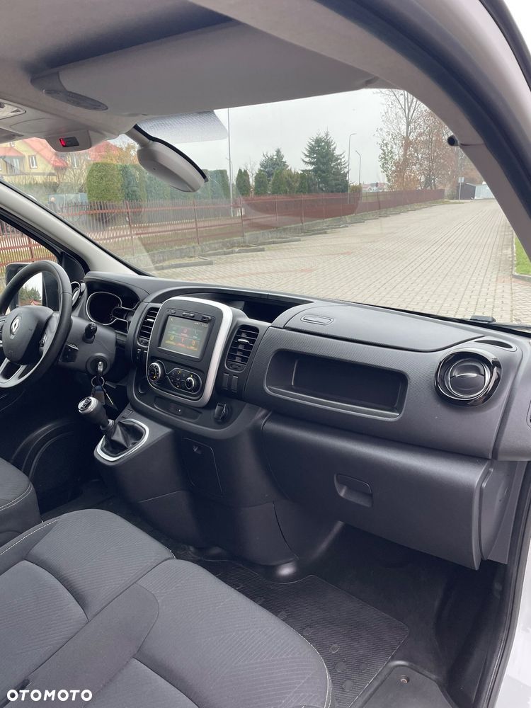 Renault Trafic - 18