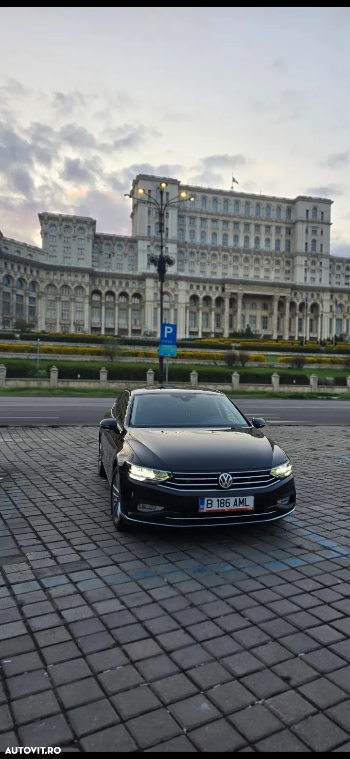 Volkswagen Passat Variant 2.0 TDI DSG Highline - 10