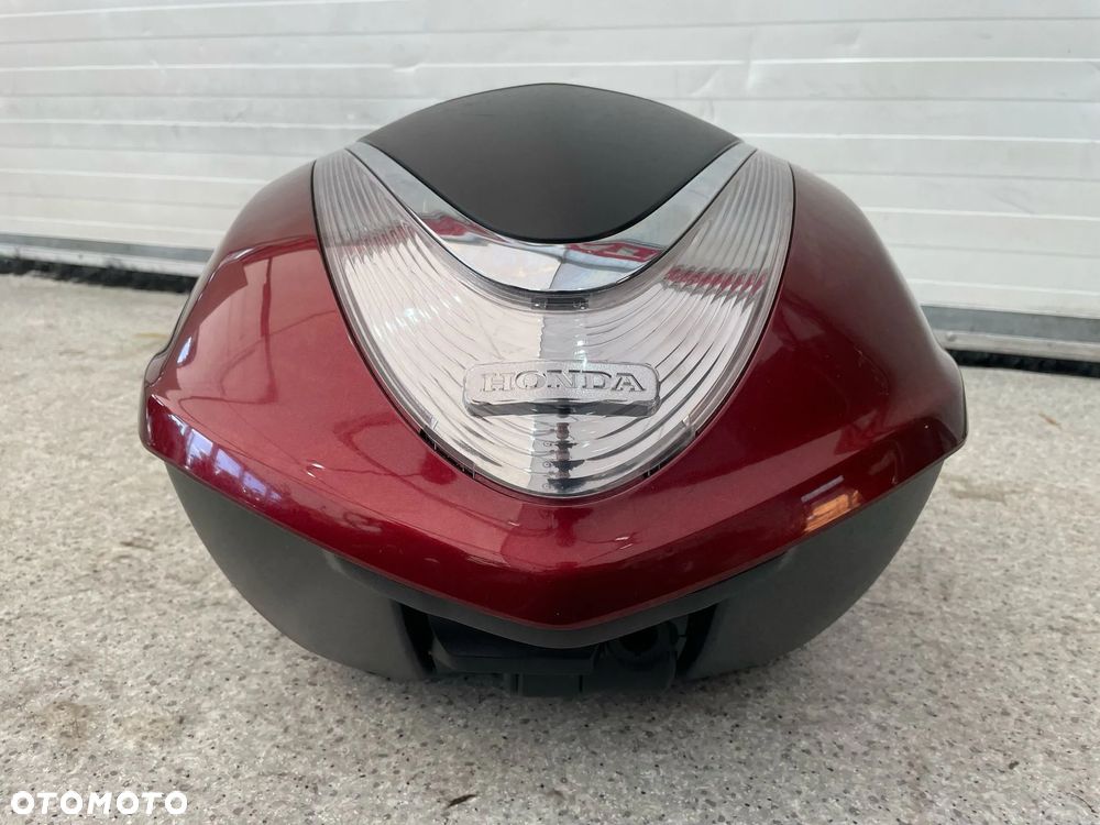 Kufer centralny Honda SH 125/150 (nr1248) - 1