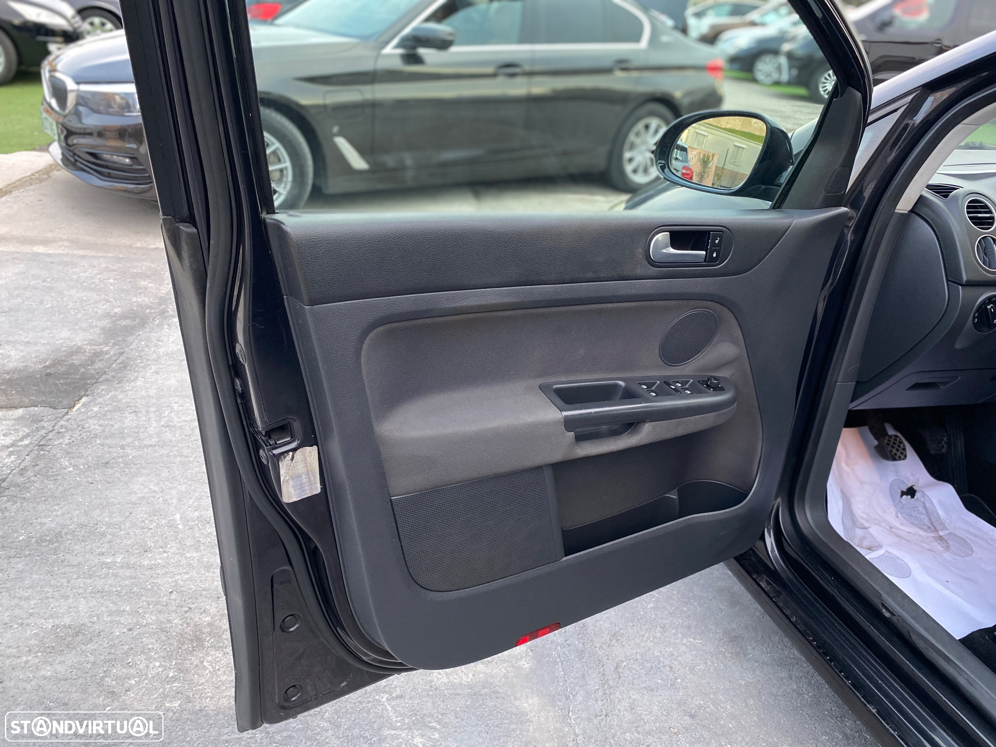 VW Golf Plus 1.9 TDi Trendline AC - 6