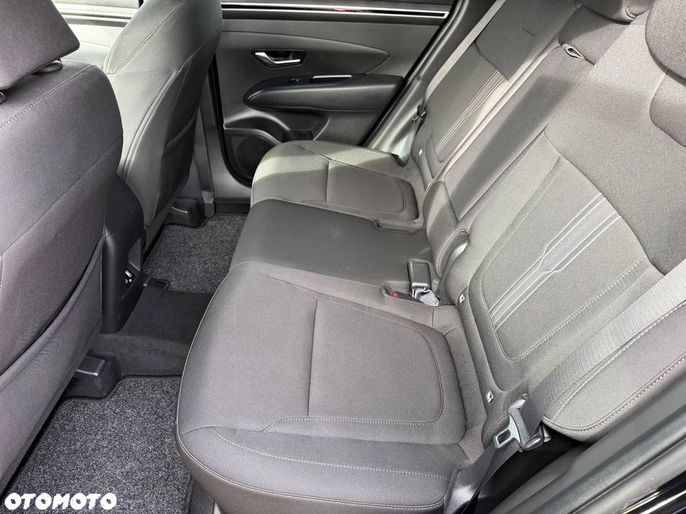 Hyundai Tucson 1.6 T-GDi 48V-Hybrid 2WD DCT Select - 12