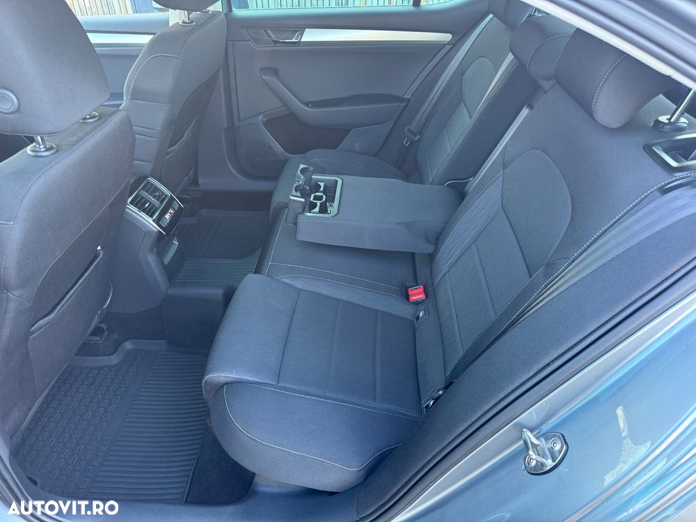 Skoda Superb 2.0 TDI DSG Active - 15