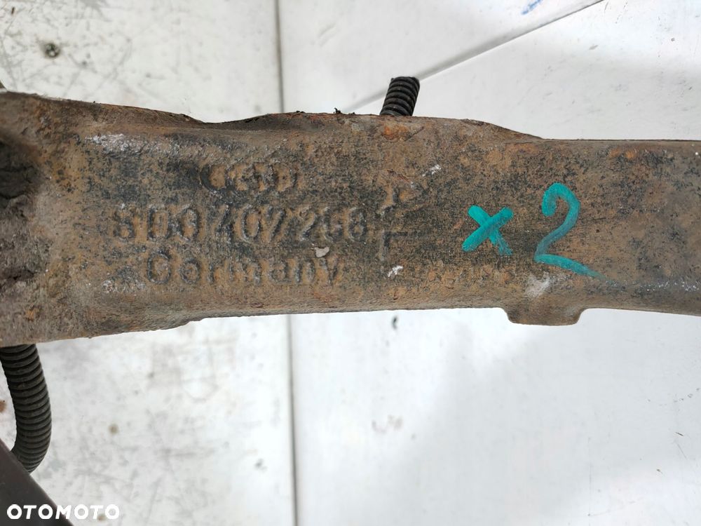 zwrotnica piasta pp passat b5 audi a4 8d0407258al - 2