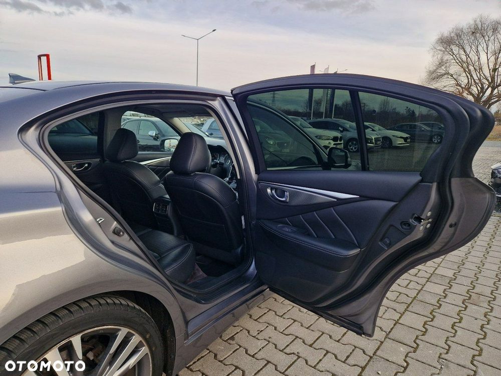Infiniti Q50 - 23