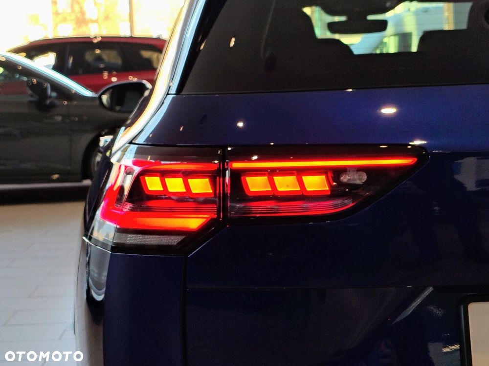 Volkswagen Golf Variant - 8