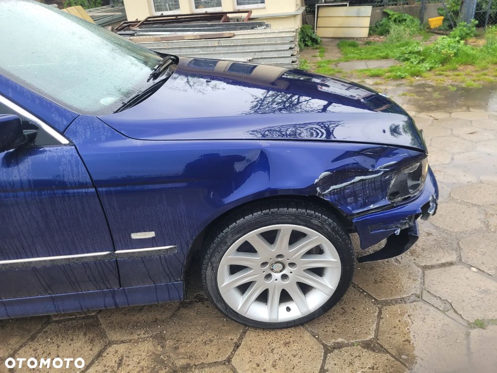 BMW Seria 5 523i - 11