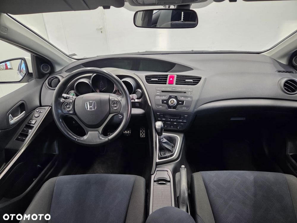Honda Civic 1.8 Executive NAVI - 11