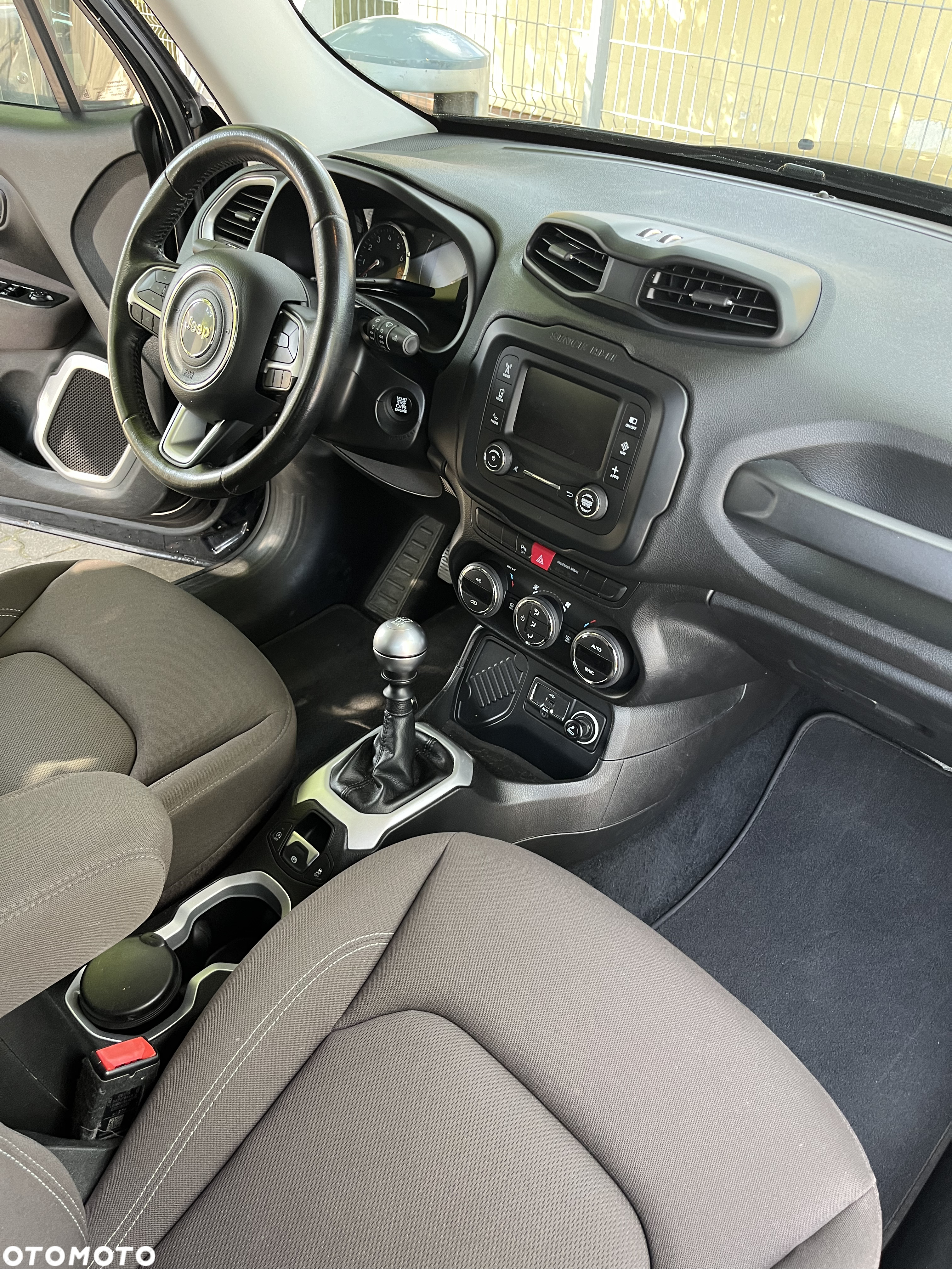 Jeep Renegade 1.4 MultiAir Limited FWD S&S - 6