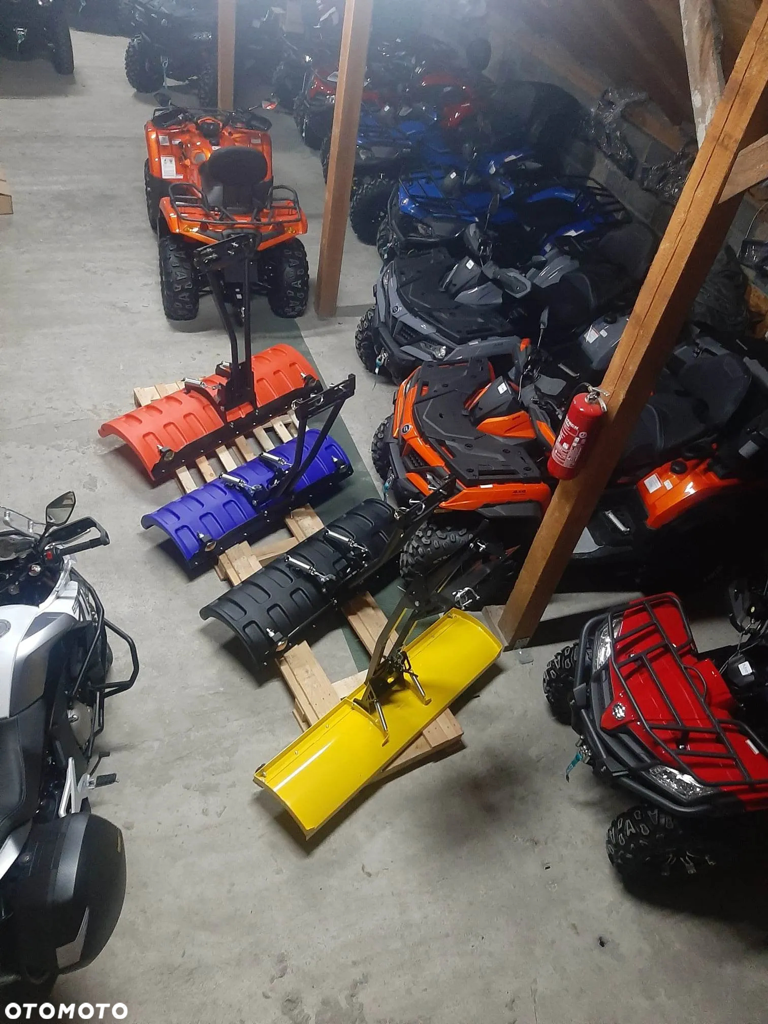 CFMoto CForce - 23