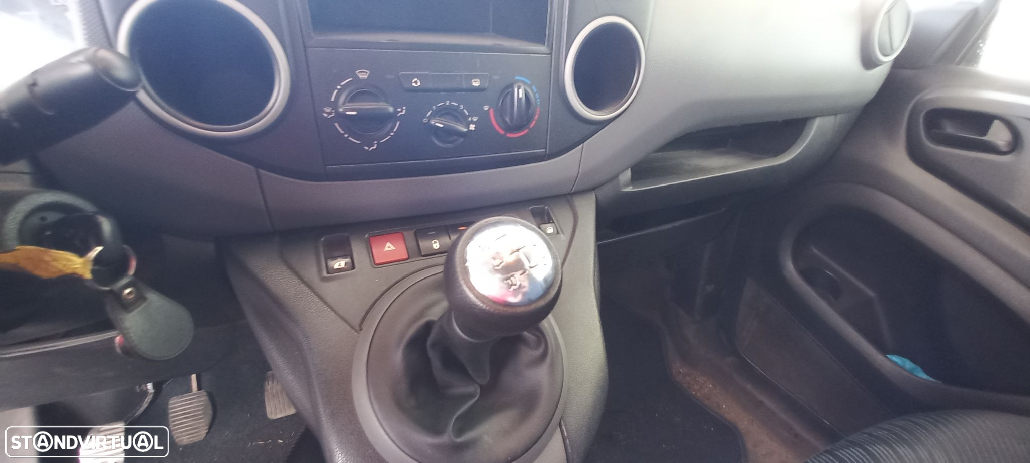 Peugeot Partner  Teppe 1.6 Hdi Confort - 9