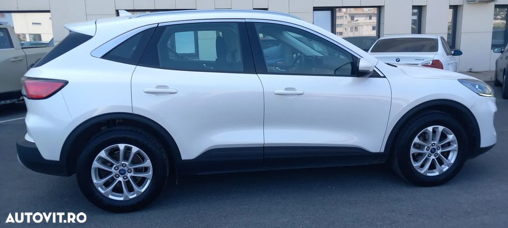 Ford Kuga 2021 photo 3