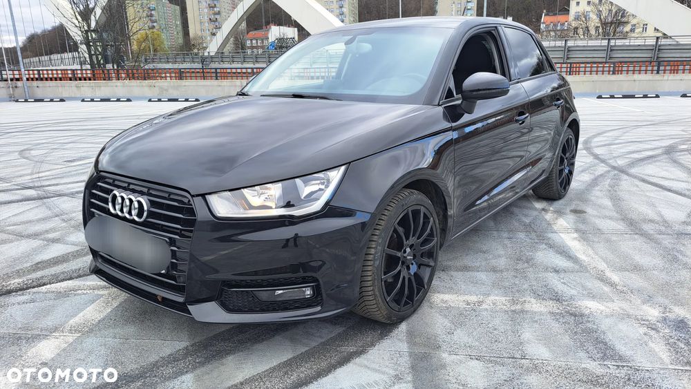 Audi A1 Sportback 1.6 TDI S tronic Attraction - 5