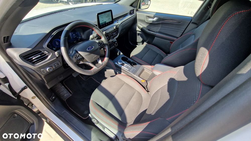 Ford Kuga 2.5 FHEV FWD ST-Line - 17