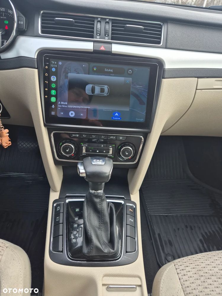 Skoda Superb 2.0 TDI 4x4 DSG Elegance - 13