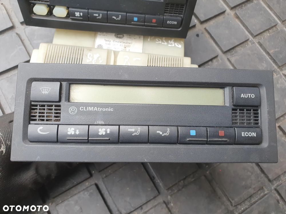 PANEL KLIMATYZACJI VW PASSAT B5 GOLF IV 3B1907044A POSIADAM 4 SZTUKI - 2