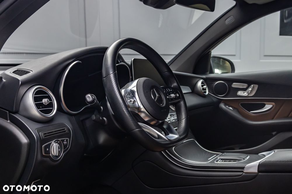 Mercedes-Benz GLC 300 d 4-Matic - 15