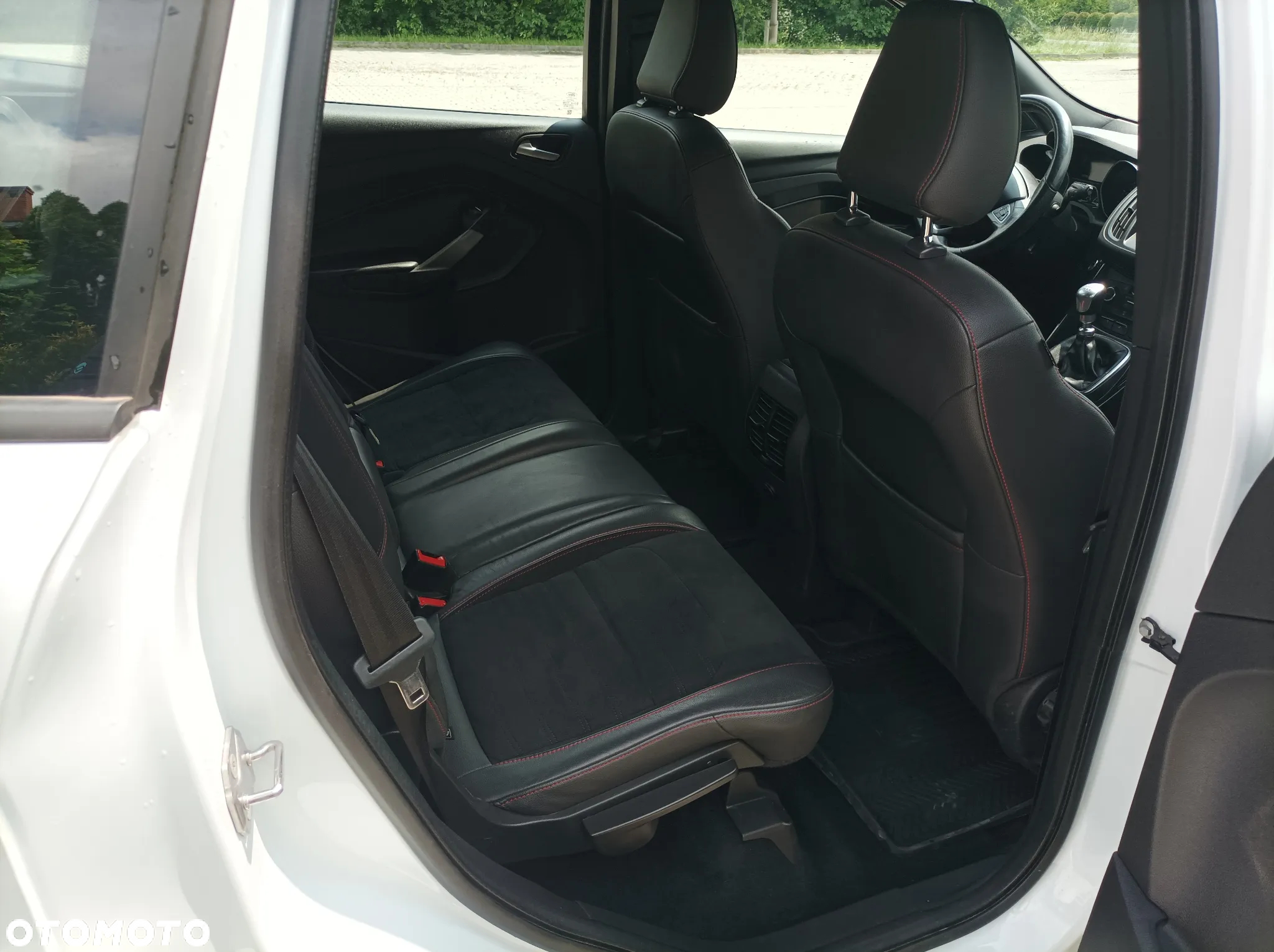Ford Kuga 1.5 EcoBoost FWD ST-Line ASS MMT6 - 16
