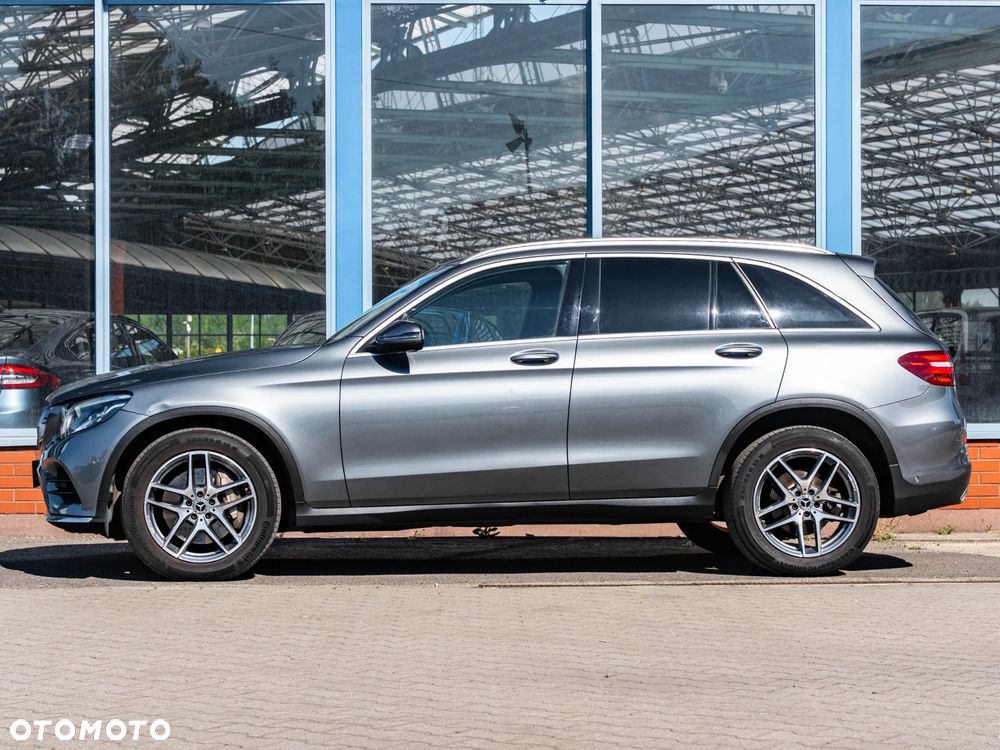 Mercedes-Benz GLC - 13