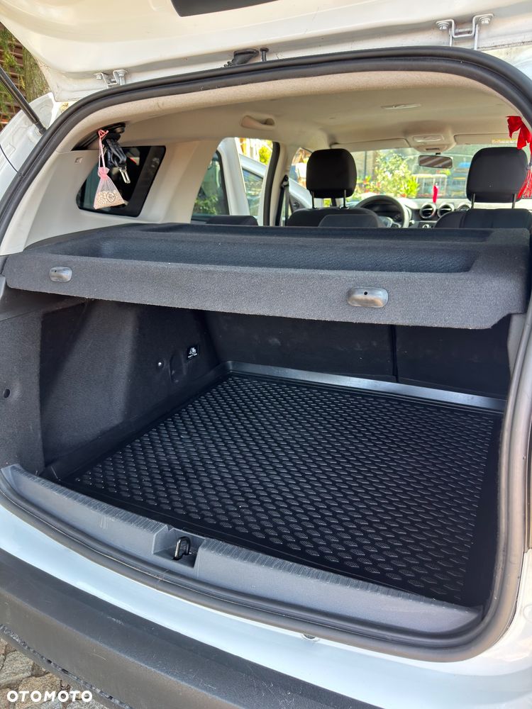 Dacia Duster TCe 100 2WD Essential - 13