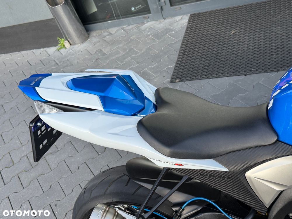 Suzuki GSX-R - 10