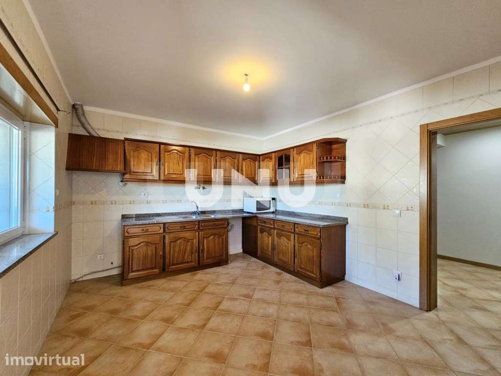 Moradia Geminada T4 - Zona Residencial - Grande imagem: 4/34