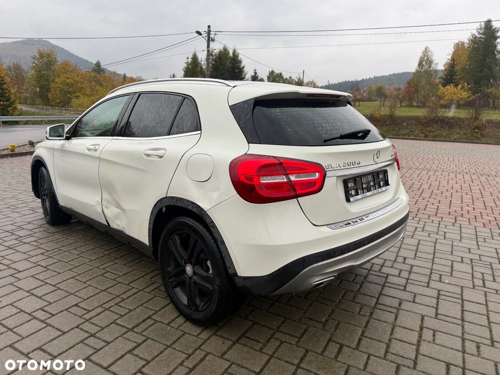 Mercedes-Benz GLA 200 (CDI) d 4Matic 7G-DCT - 5