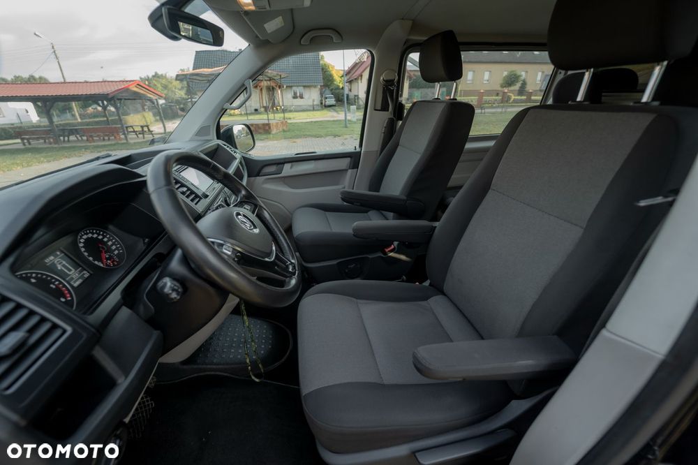 Volkswagen Transporter 2016 photo 2