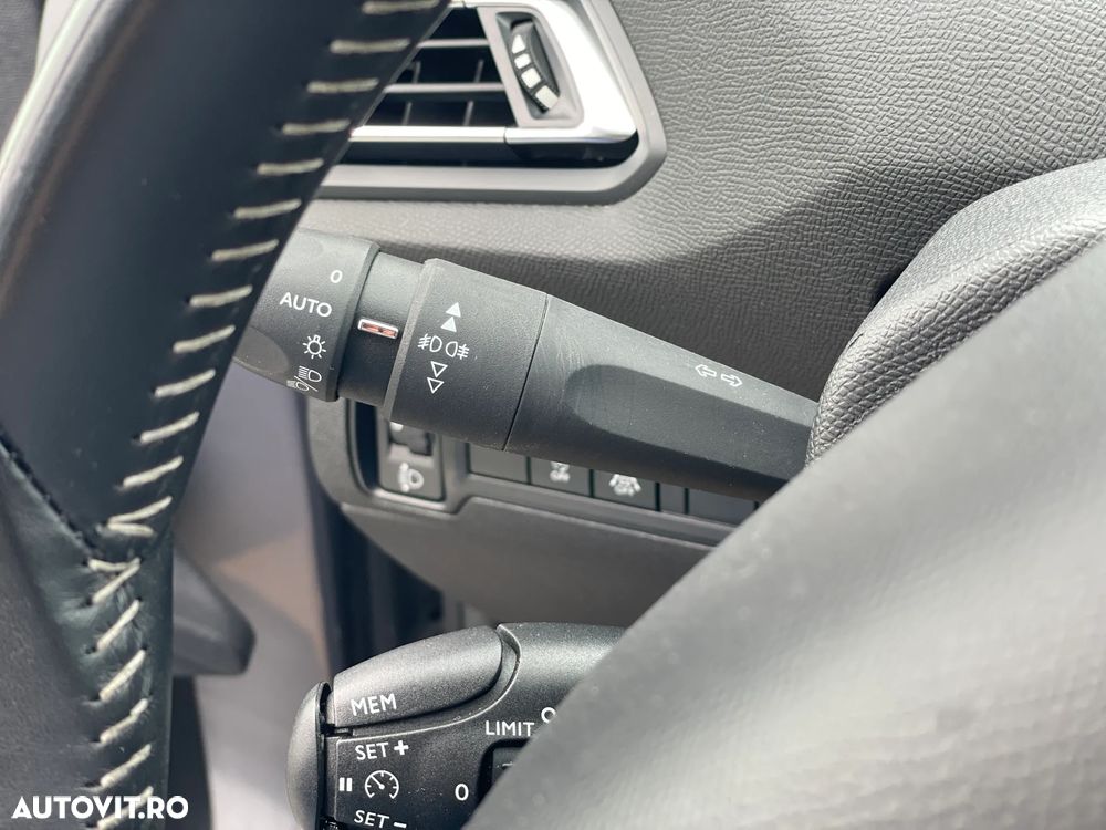 Peugeot 308 1.5 BlueHDi FAP STT Active Pack - 17